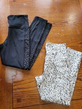 Marika Black Leggings with Heart-Accent & White Abstract Print Leggings
